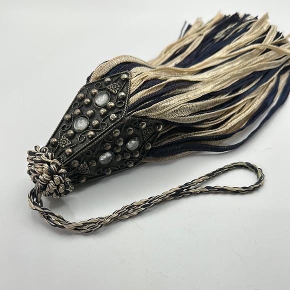 Elegant Beaded Navy & Cream Tassel - Picture 2 of 7